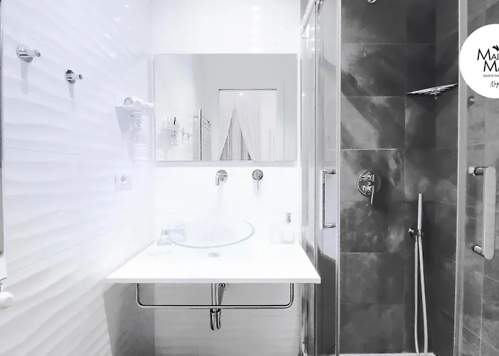 Alojamento de Acomodação e Pequeno-almoço Maison Mari