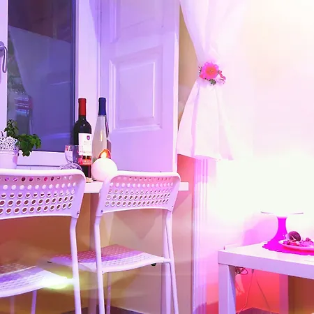 Maison Mari 住宿加早餐酒店 那不勒斯