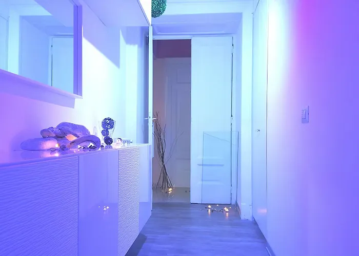 Bed & Breakfast Maison Mari 4*